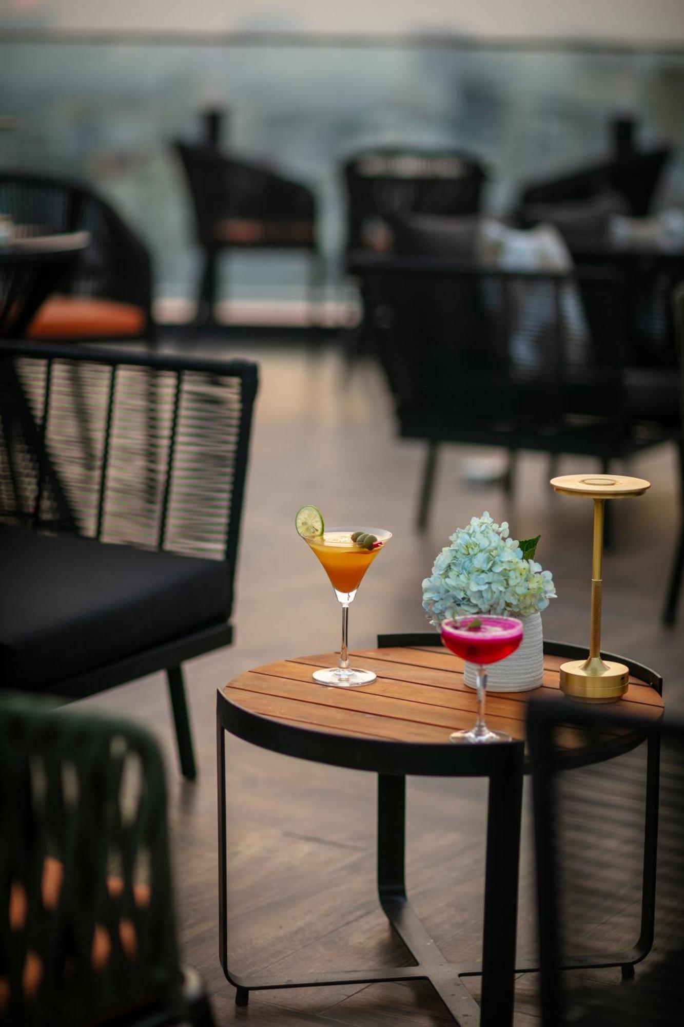 May De Ville Corner Hotel Hanoi Exterior foto